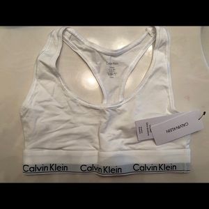 Calvin Klein Sports Bra SMALL